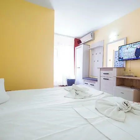 Гостевой дом Complex Alutus -camere De Inchiriat 3*