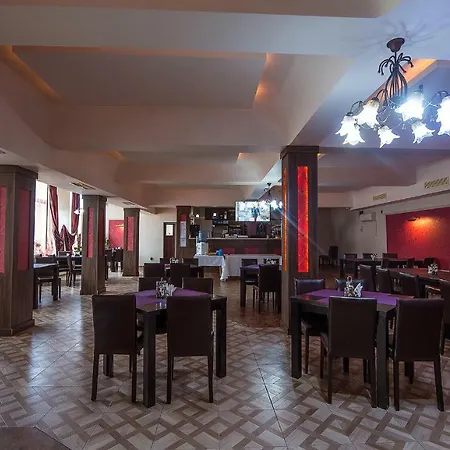 Complex Alutus -camere De Inchiriat 3* Mangalia