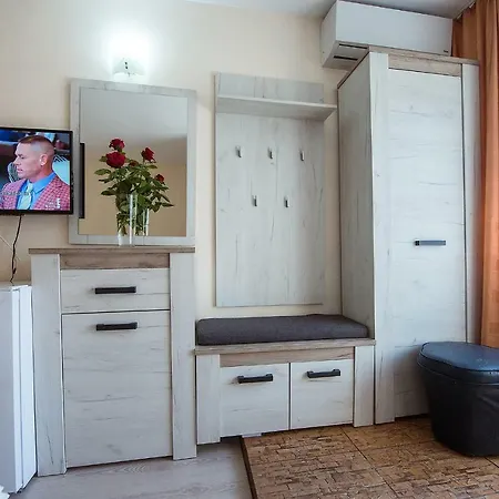 Complex Alutus -camere De Inchiriat Guest house Mangalia